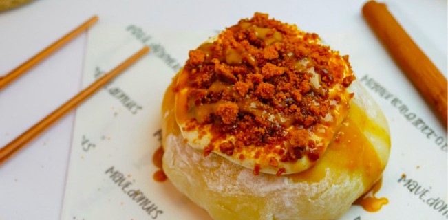 Lotuve Biscoff Mochi Donut